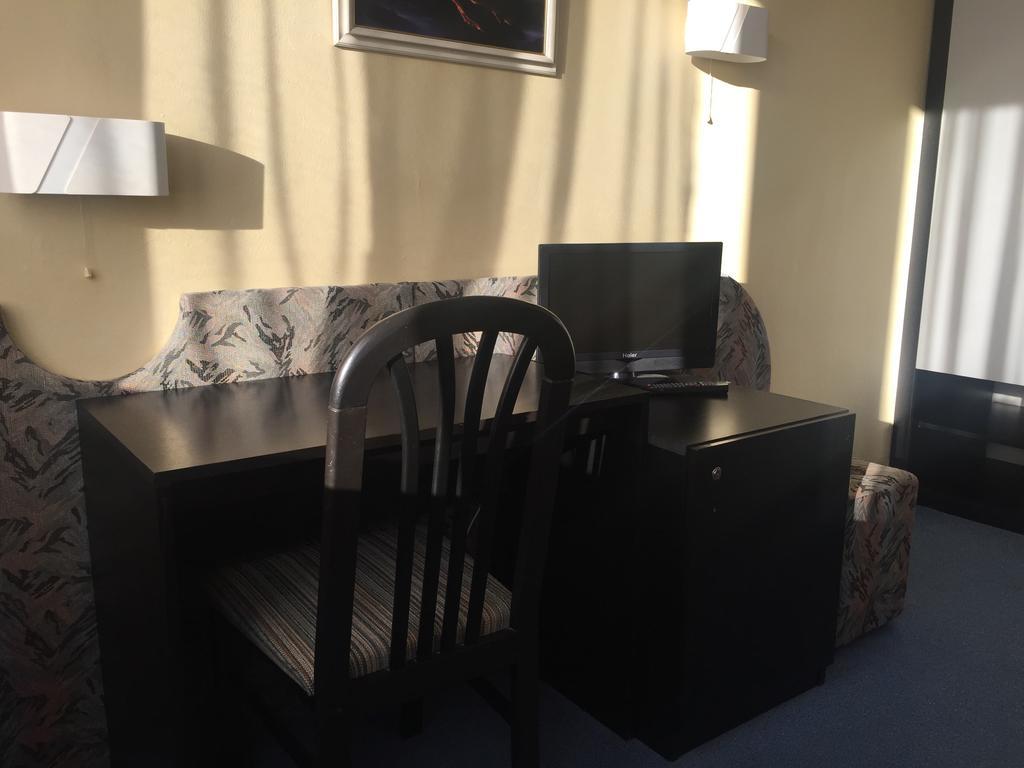 Hotel U Tri Lvu Ceske Budejovice Dış mekan fotoğraf